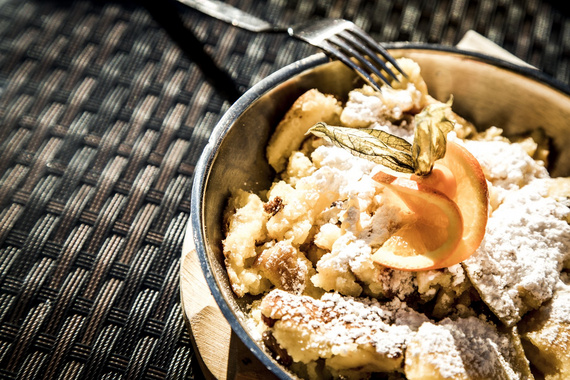 Kaiserschmarren in der Pfanne am Stubaier Gletscher