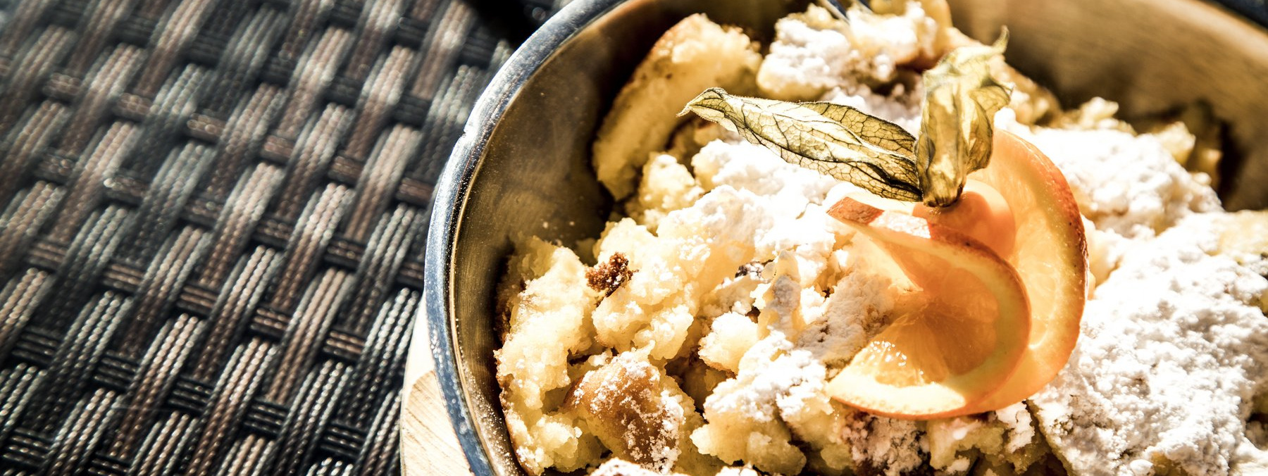 Kaiserschmarren in der Pfanne am Stubaier Gletscher