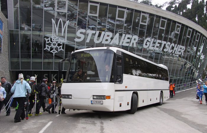 Stubaier Gletscher Ski Bus