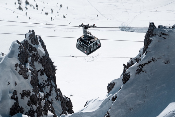 Eine Gondelfahrt. Das Skigebiet Nordkette ist im SKI plus CITY Pass Stubai Innsbruck inkludiert.